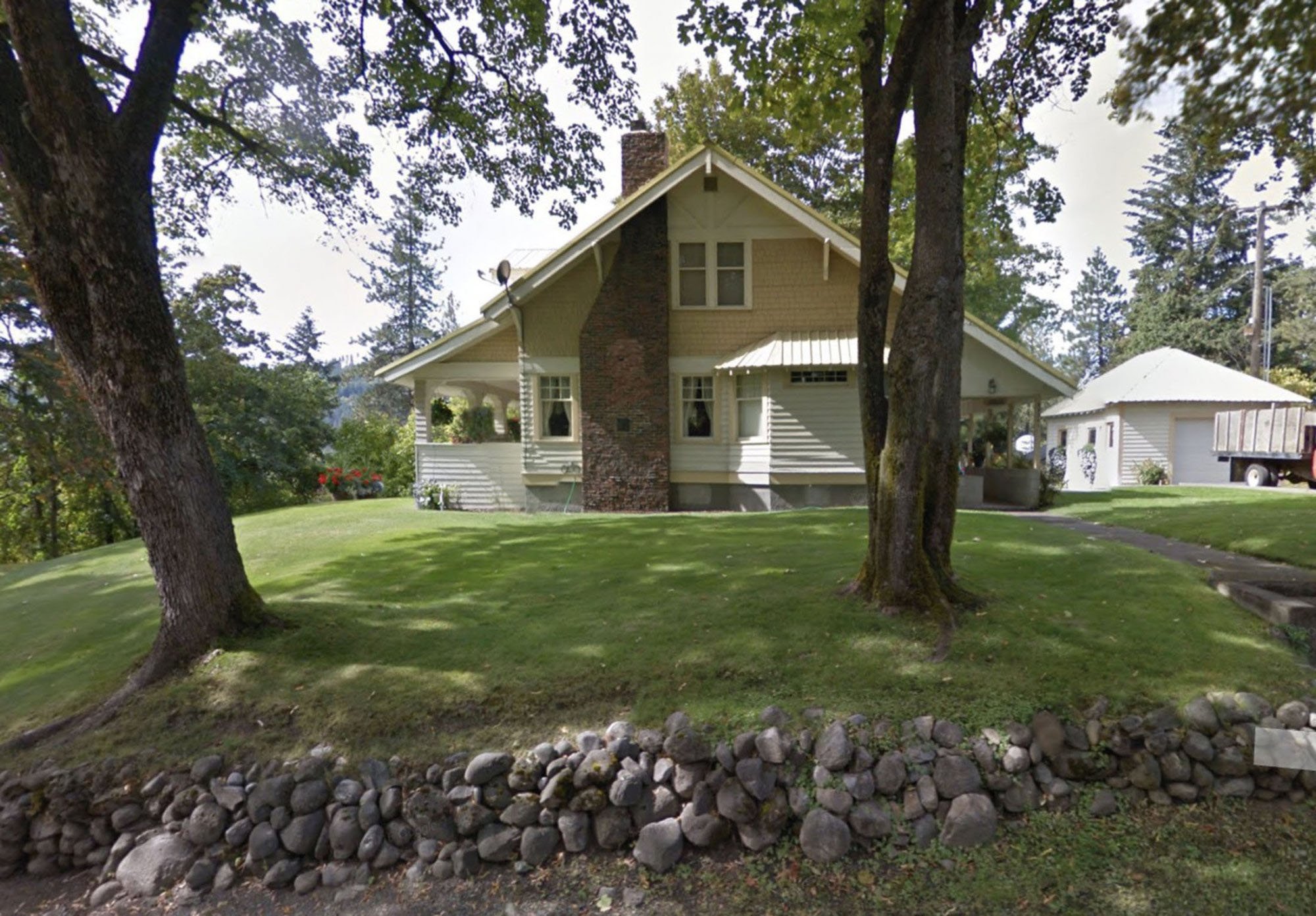 The Big White House.